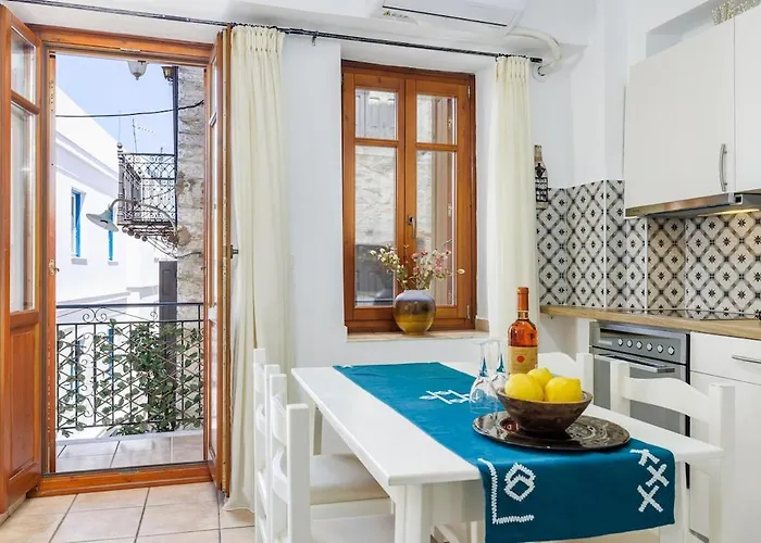 Charis_skopelos Of 3 Grace's House Apartman